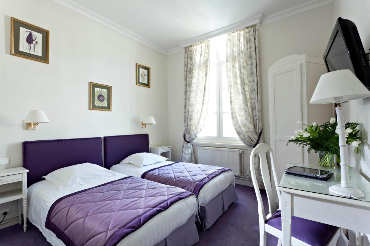 Hotel De L'Univers Arras Bagian luar foto