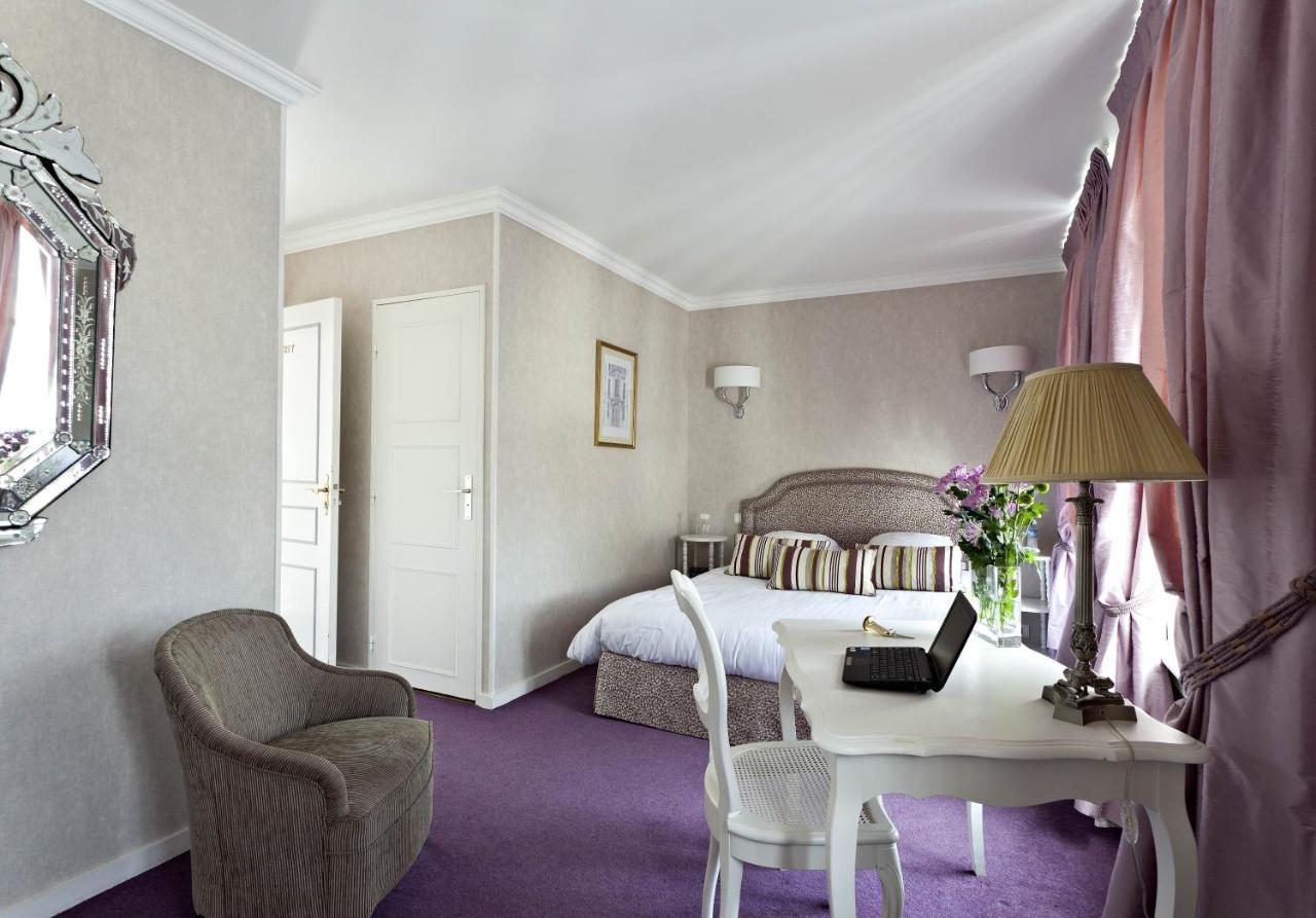 Hotel De L'Univers Arras Bagian luar foto